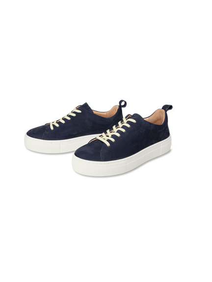 Sneaker im zeitlosen Stil in Navy